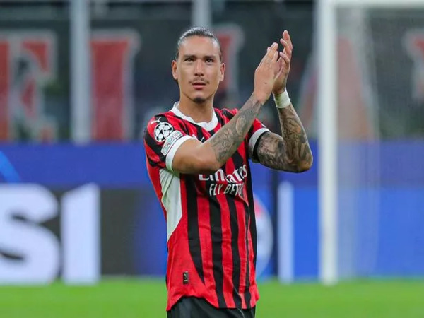 AC Milan Incar Darwin Nunez Sebagai Target Utama